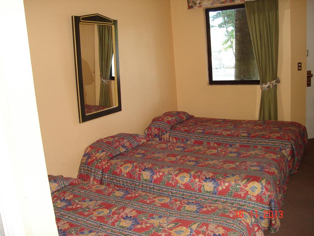 Hotel Alicante 칠리언 객실 사진