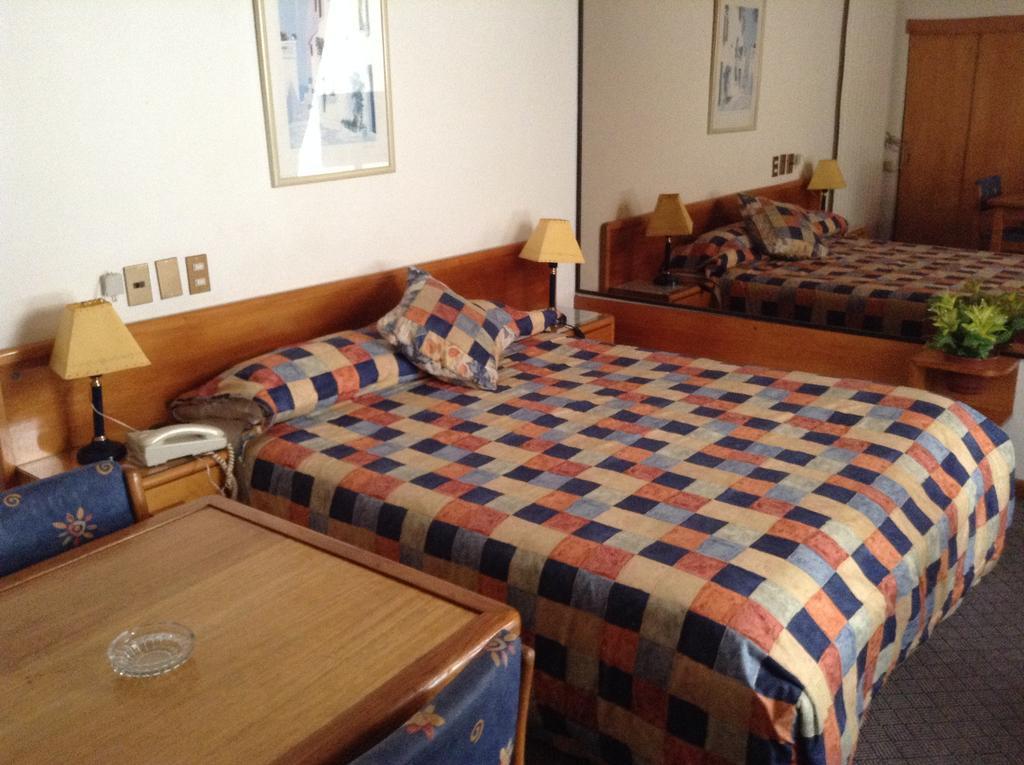 Hotel Alicante 칠리언 객실 사진