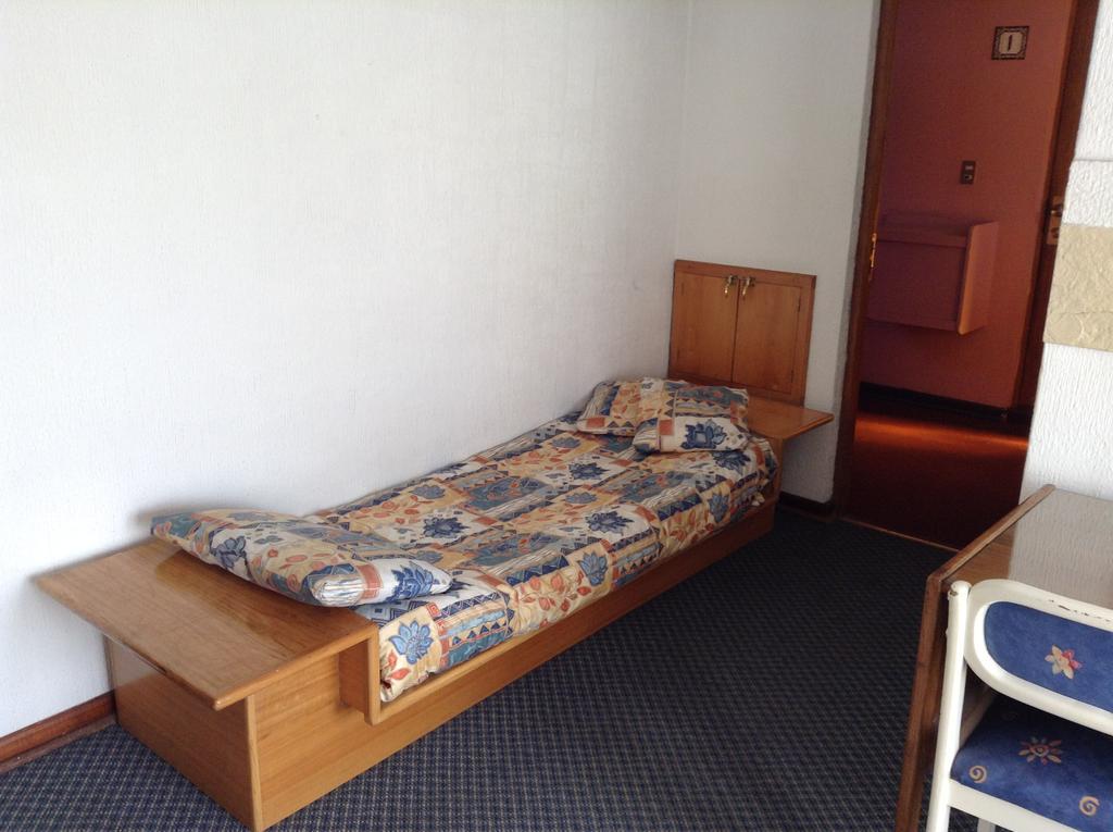 Hotel Alicante 칠리언 외부 사진